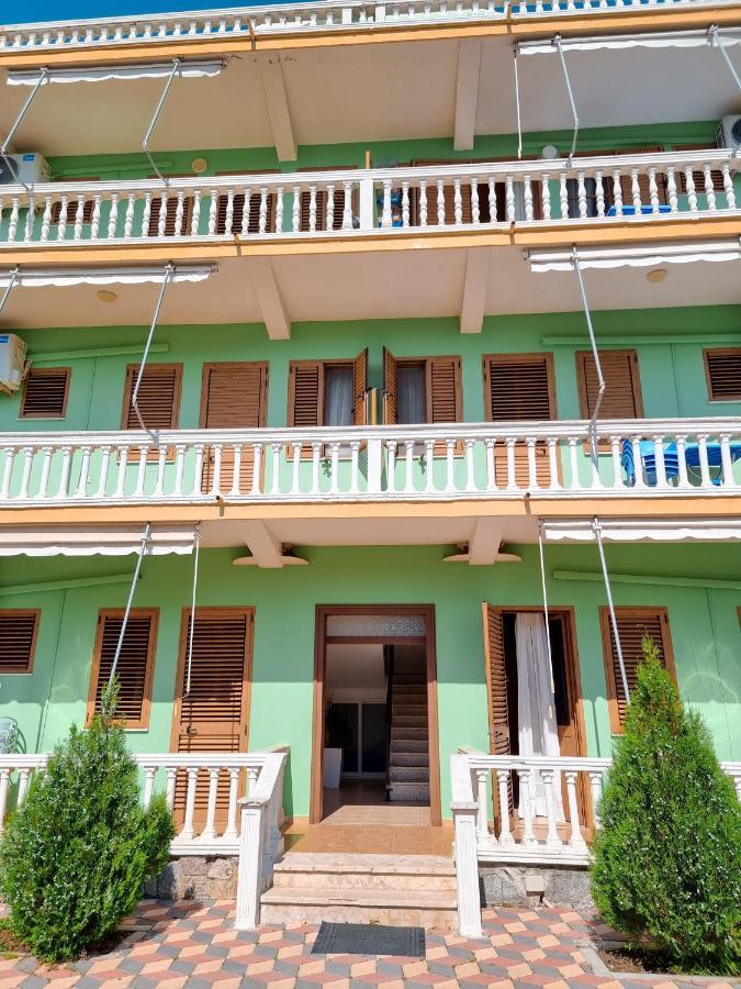 Apartment Celaj Велипойе Экстерьер фото